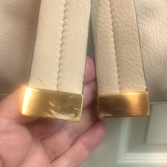 Beautiful “Vanilla” Sueded Leather Shoulder Bag - Picture 3 of 13